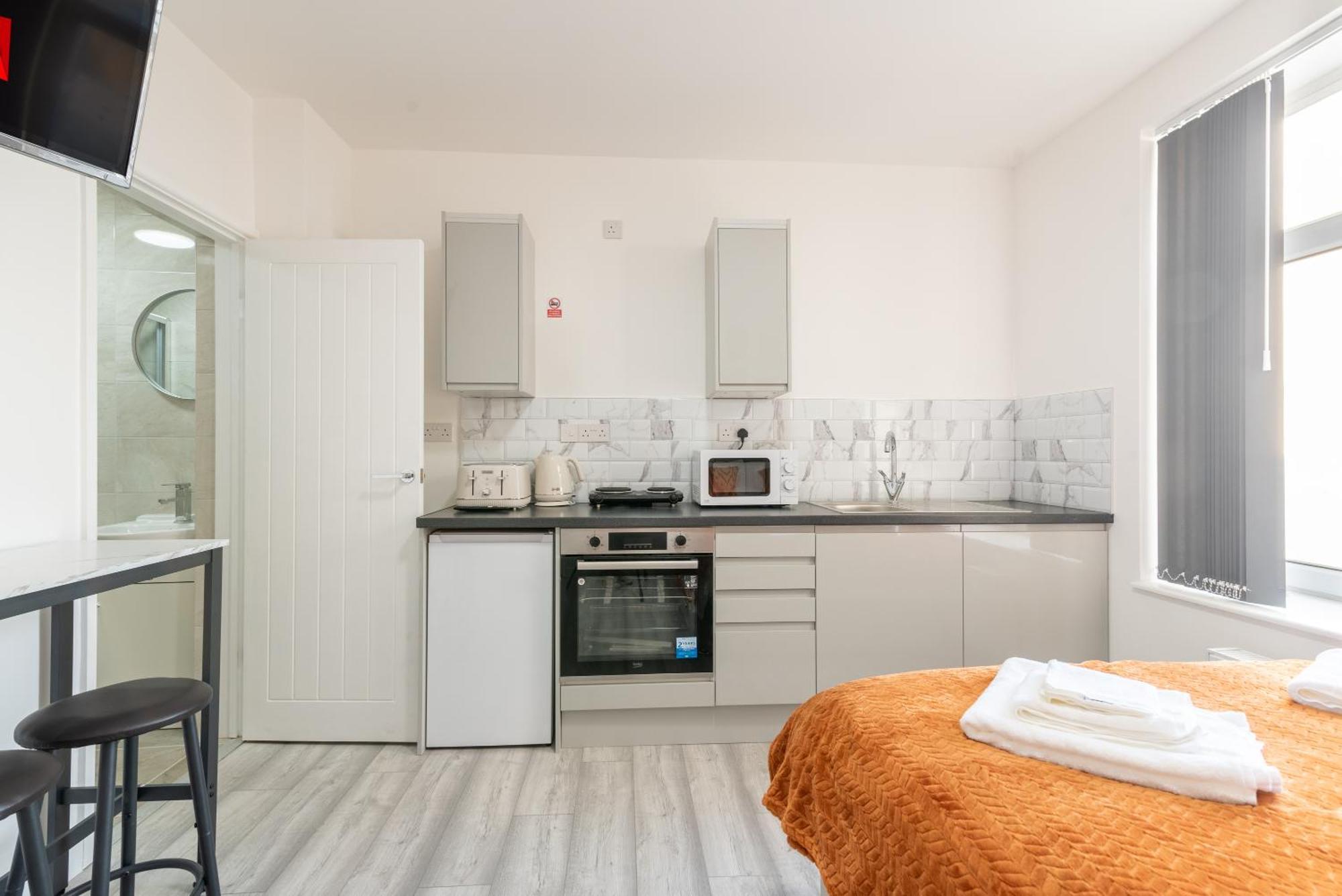 Cosy Cardiff Apartments - Garden Lounge Esterno foto