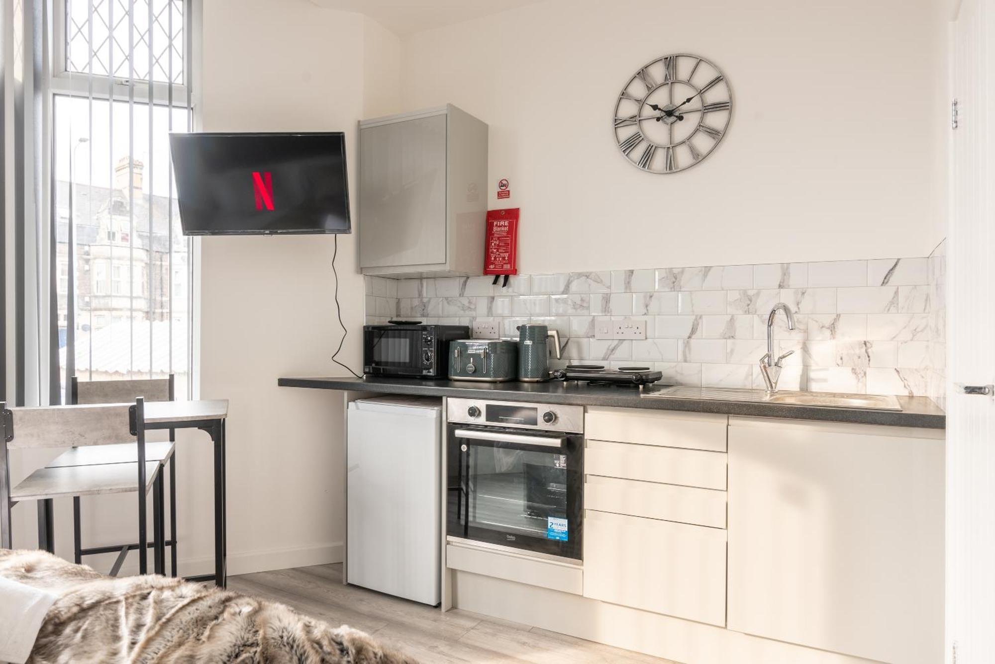 Cosy Cardiff Apartments - Garden Lounge Esterno foto