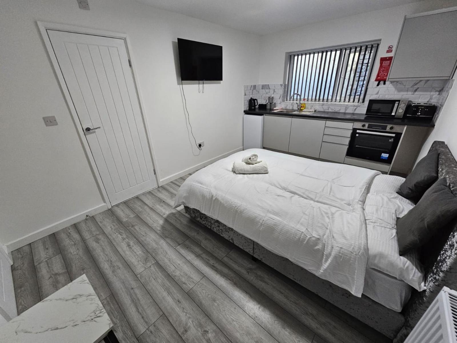 Cosy Cardiff Apartments - Garden Lounge Esterno foto